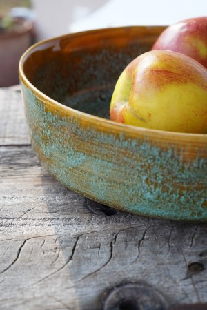 sehr schöne handgetöpferte bronze türkisene Bowl